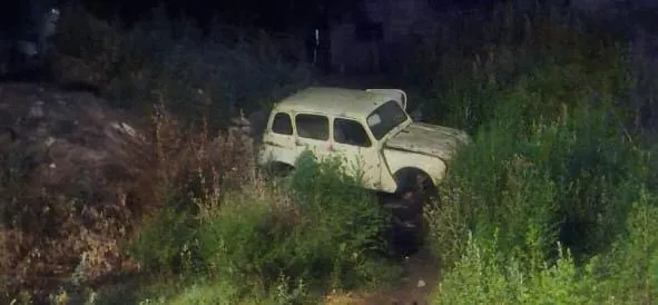 c2d90054-281b-44e0-8c42-371c1e9b4a0a