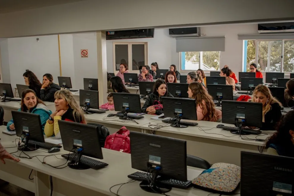 WhatsApp-Image-2025-11-17-at-10.03.34