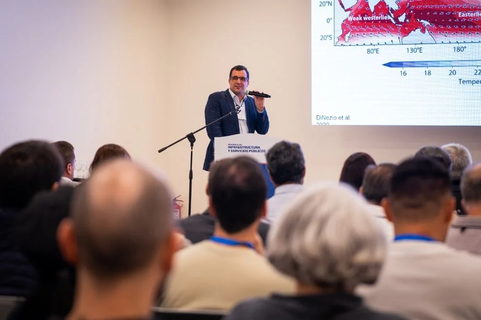 Foto-Nota-Cordoba-reunio-a-especialistas-de-todo-el-pais-para-debatir-sobre-eventos-hidrometeorologicos-extremos-7-1