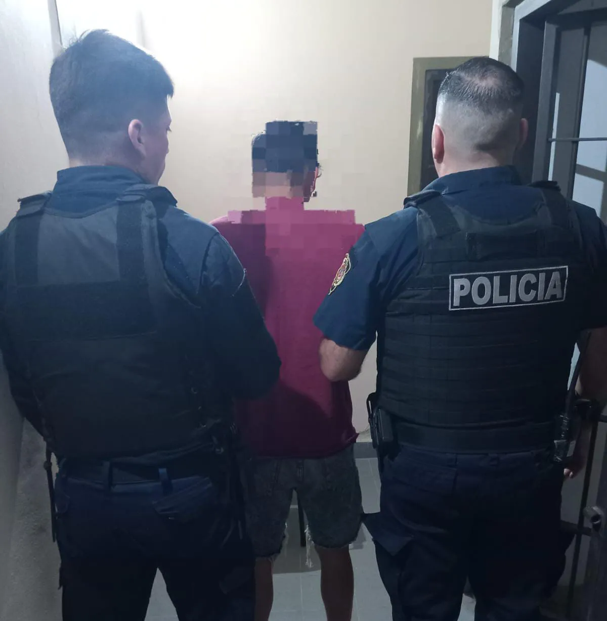 6f9f4887-ebc7-4786-ae64-93a8e268a041