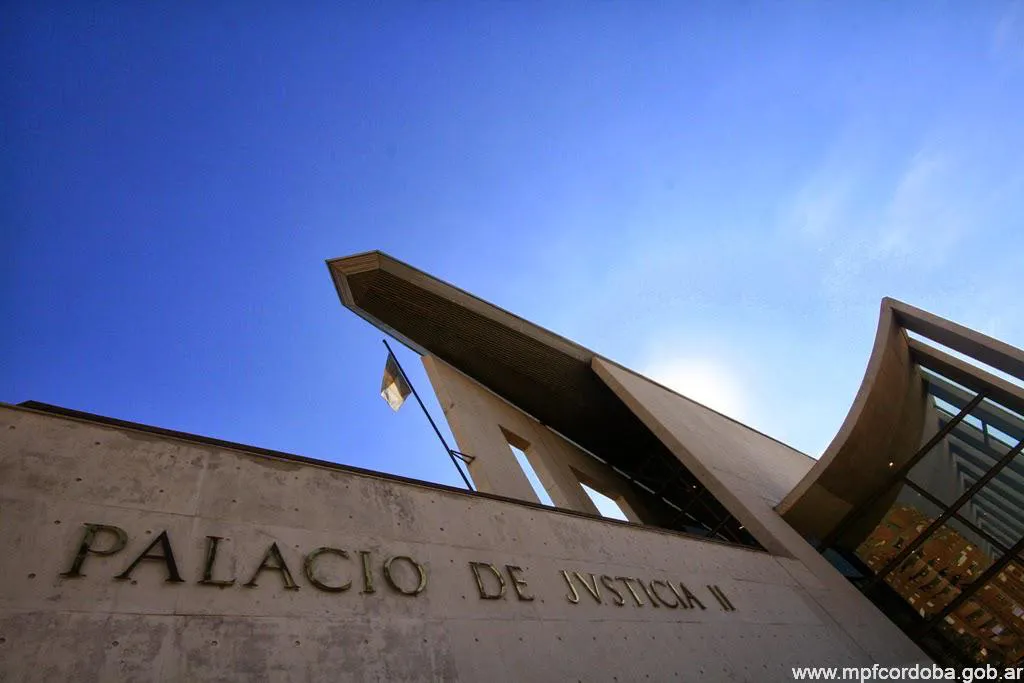 Palacio-de-Justicia-II-2