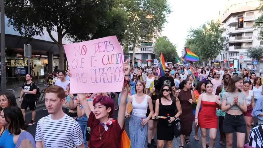 6f078fcf-f620-41d5-a8ba-a9f3fcd5dd5d_16-9-aspect-ratio_default_0