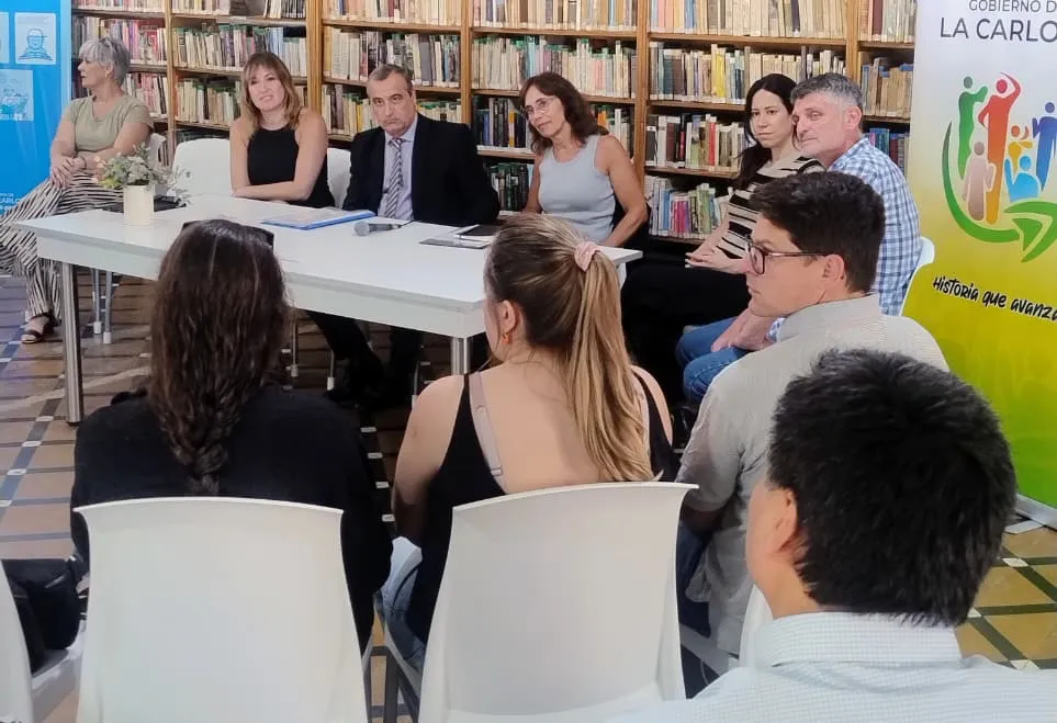 e7ac8b0a-12ec-4290-b649-7ff70d31a102