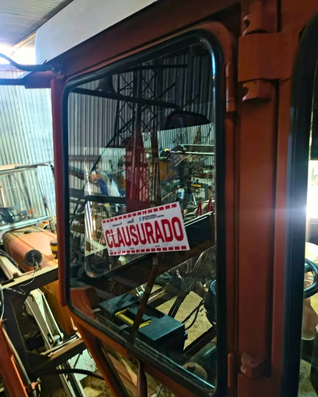 clausuran