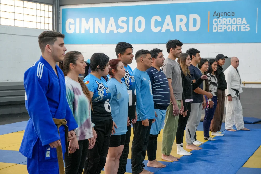 participantes-en-fila