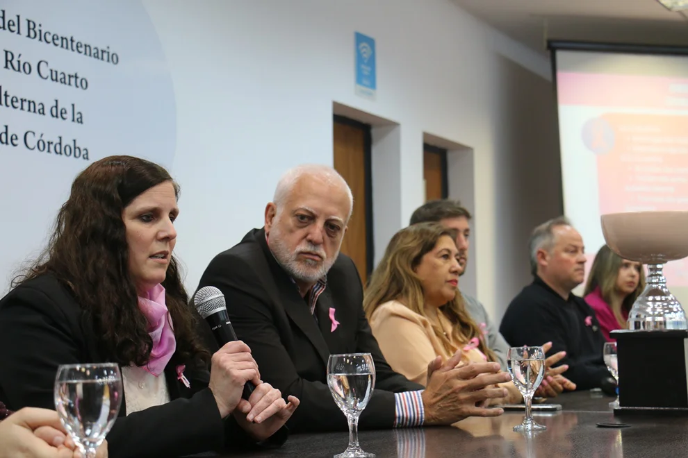 Octubre-Rosa-Rio-Cuarto-2