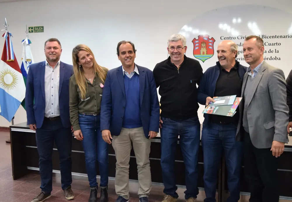 cuatro clubes