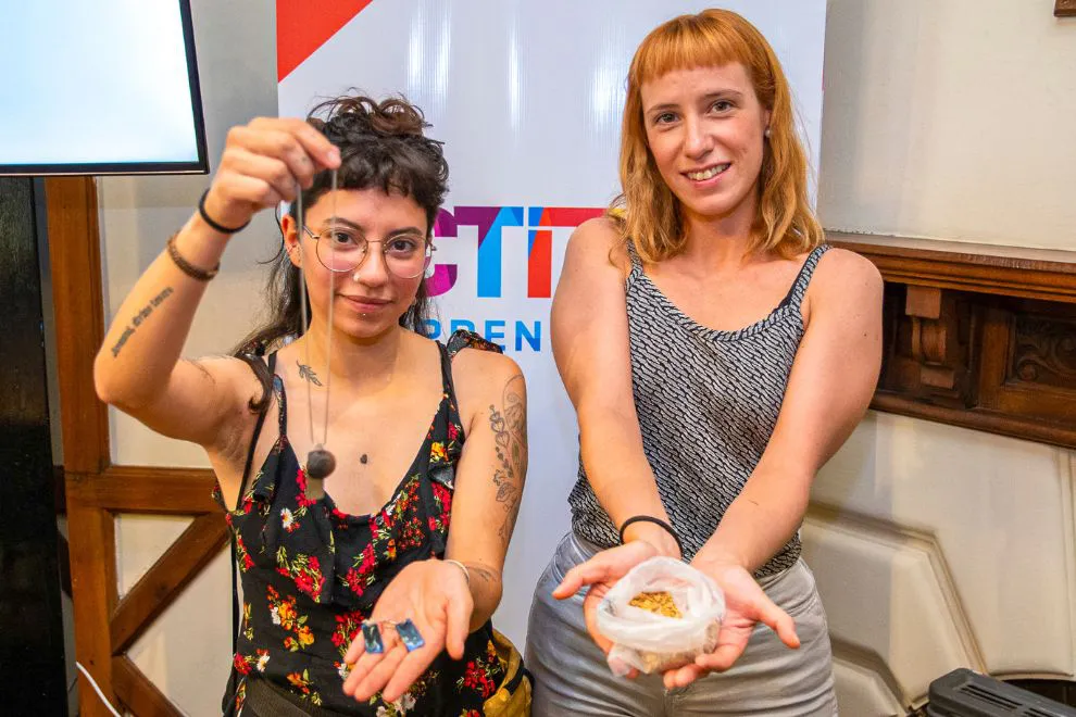 05-25-jóvenes-emprendedores-recibieron-créditos-sin-interés