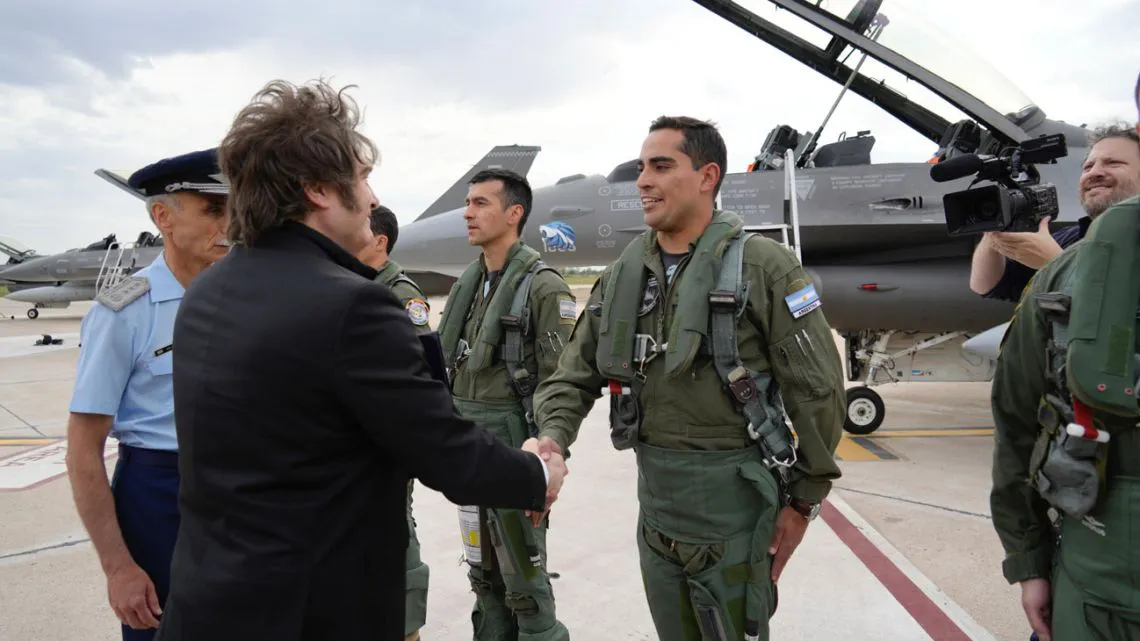 milei-en-el-acto-de-presentacion-de-la-flota-f-16-06122025-2149415