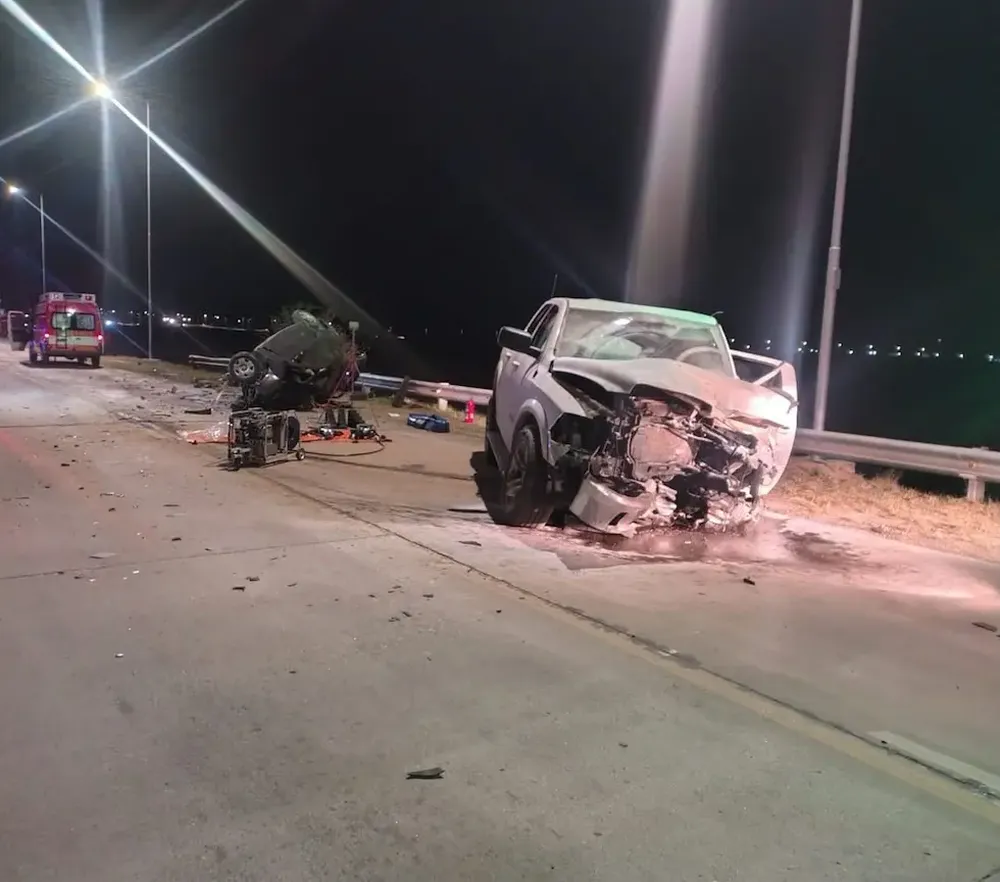 tragedia-cordoba-cuatro-muertos-un-choque-frontal-un-auto-y-una-camioneta