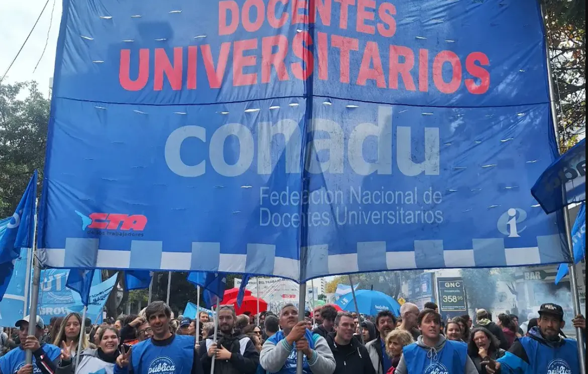 marcha-universitarios-