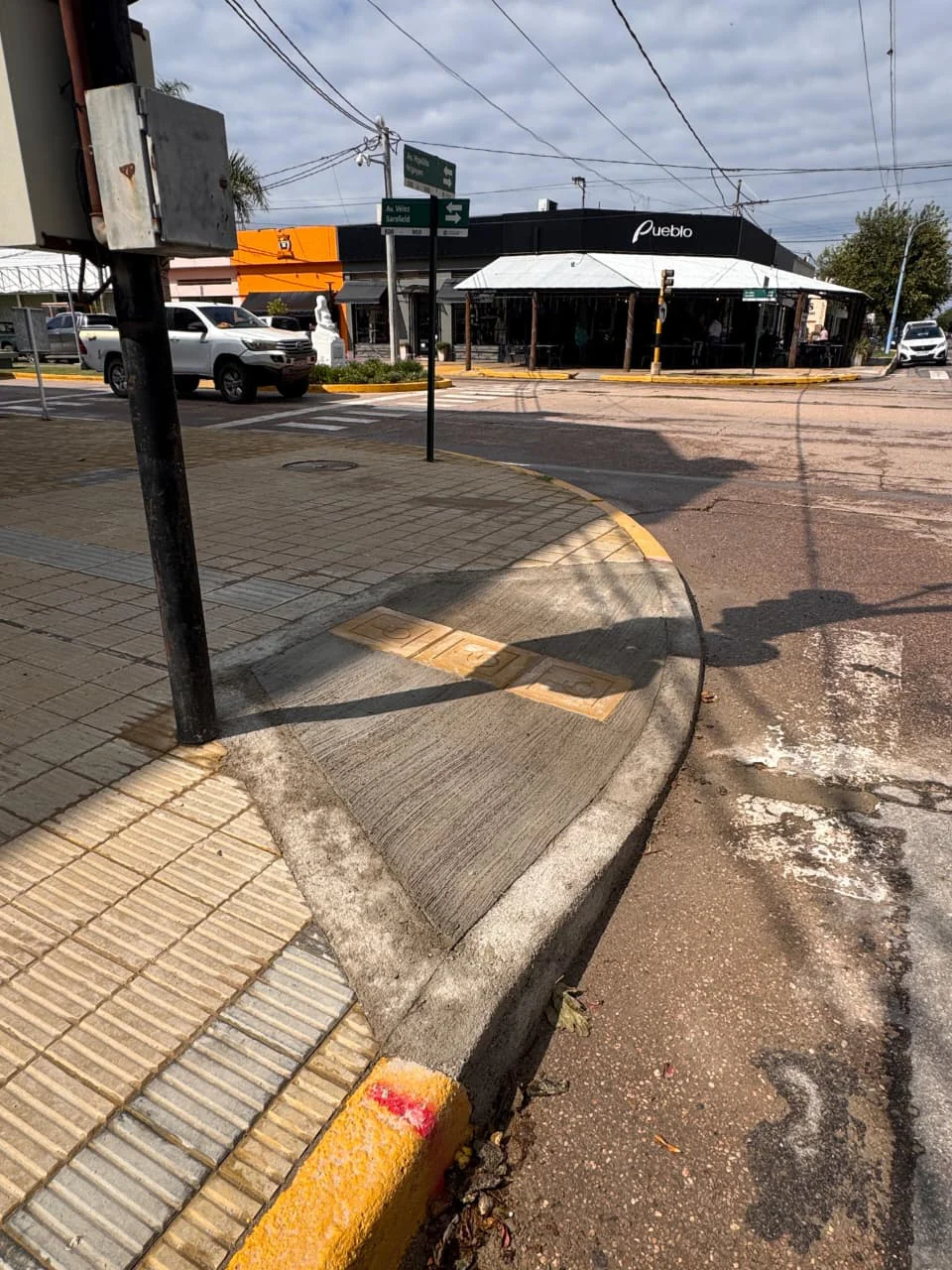 7499e1d7-8d37-4e12-838d-5e63d1d6dd8c